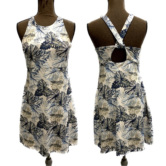 Kyodan Dresses & Skirts - KYODAN Tropical Palm Leaves Drift Athletic Dress with Removable Cups Sz S